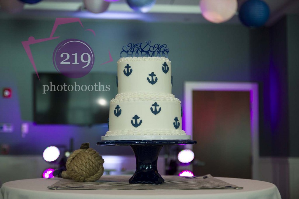 Lighthouse Restaurant Wedding Cake