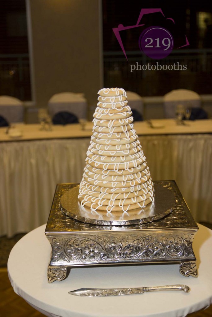 Sand Creek Country Club Danish Wedding Cake